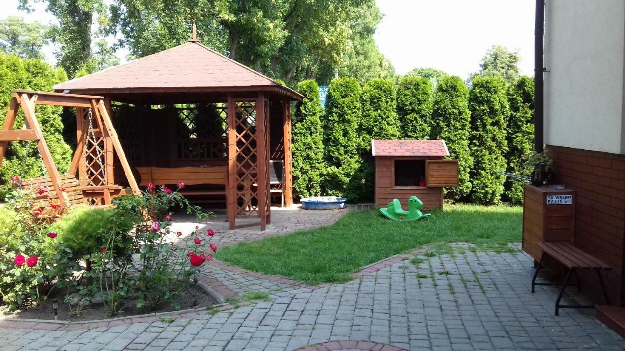 Pokoje Goscinne "Lenka" Ciechocinek Kültér fotó